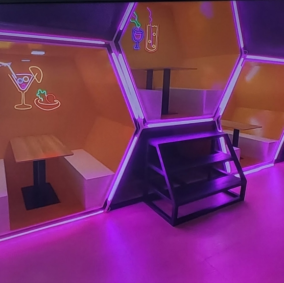 Meet your Posher, Blue - Picture 1 of 2